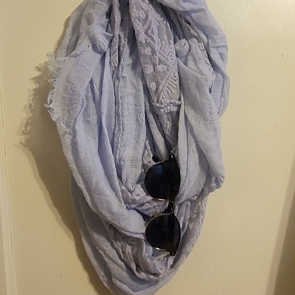 Infinity scarf light blue